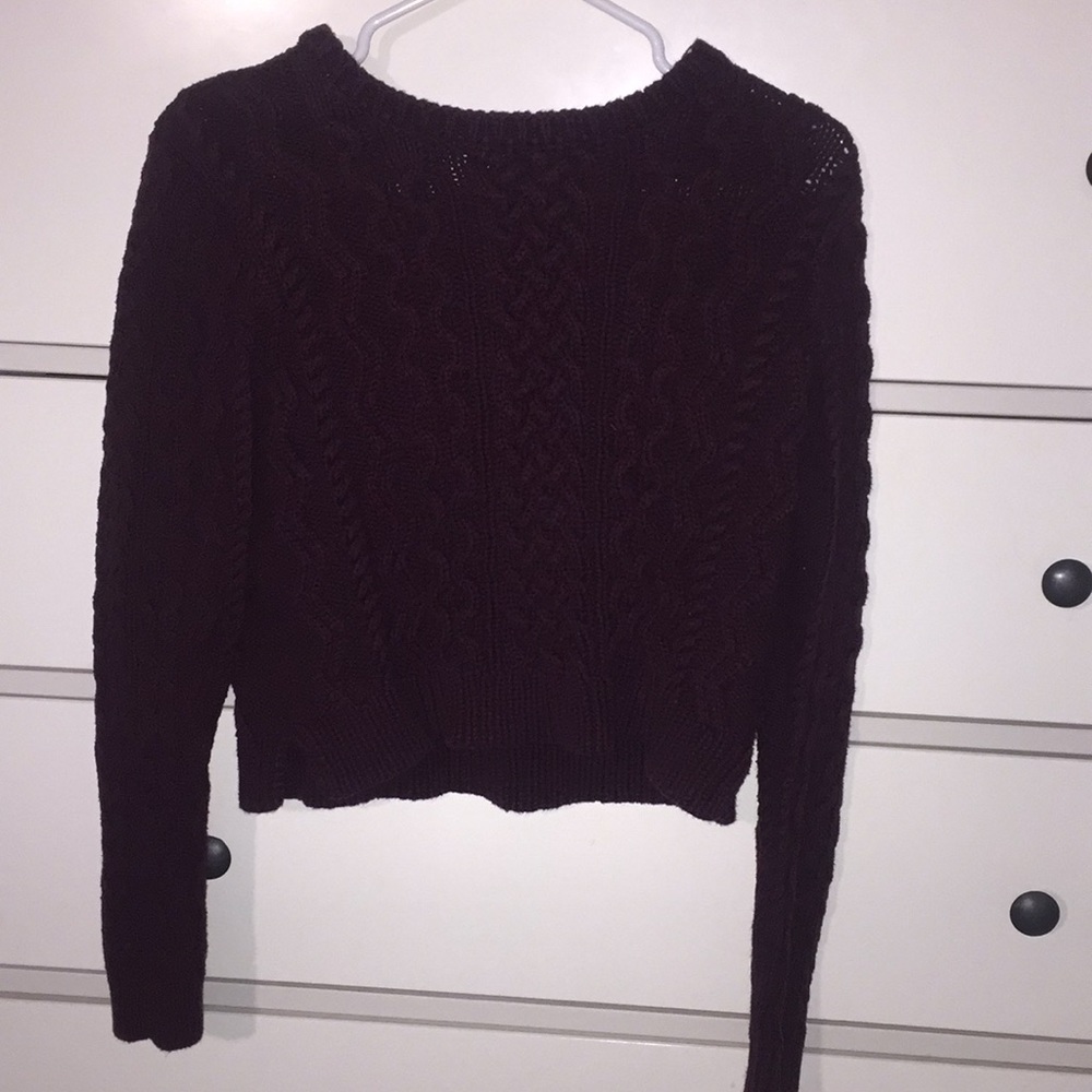 Maroon cropped sweater